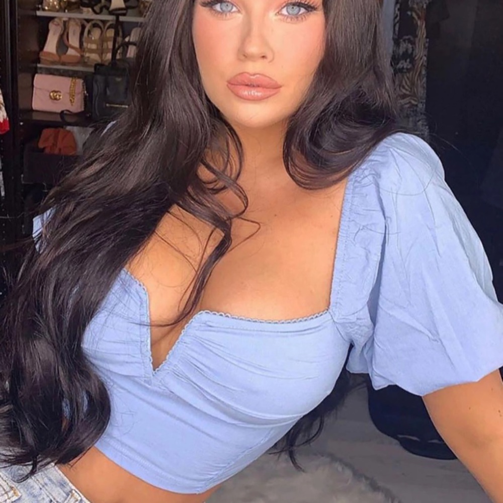 Fashion NOVA BLUE CROP TOP BRAND NEW
